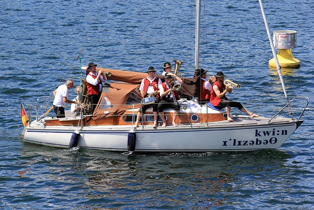 全球观众与 全球观众与